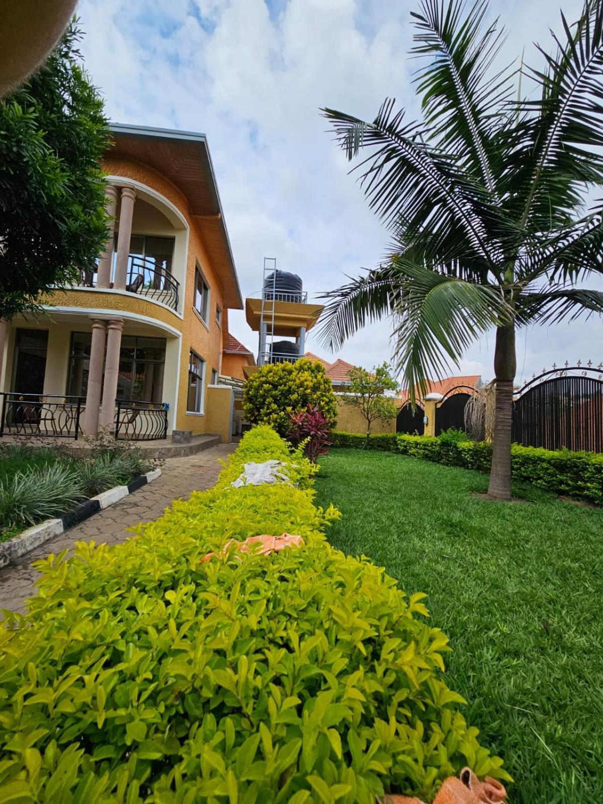 Petra Homes Кигали Экстерьер фото